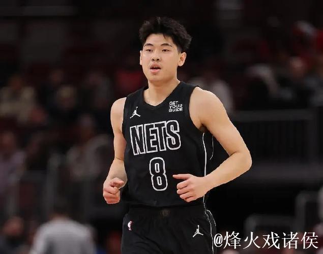 崔永熙分享篮网训练体验：施罗德和西蒙斯很友好